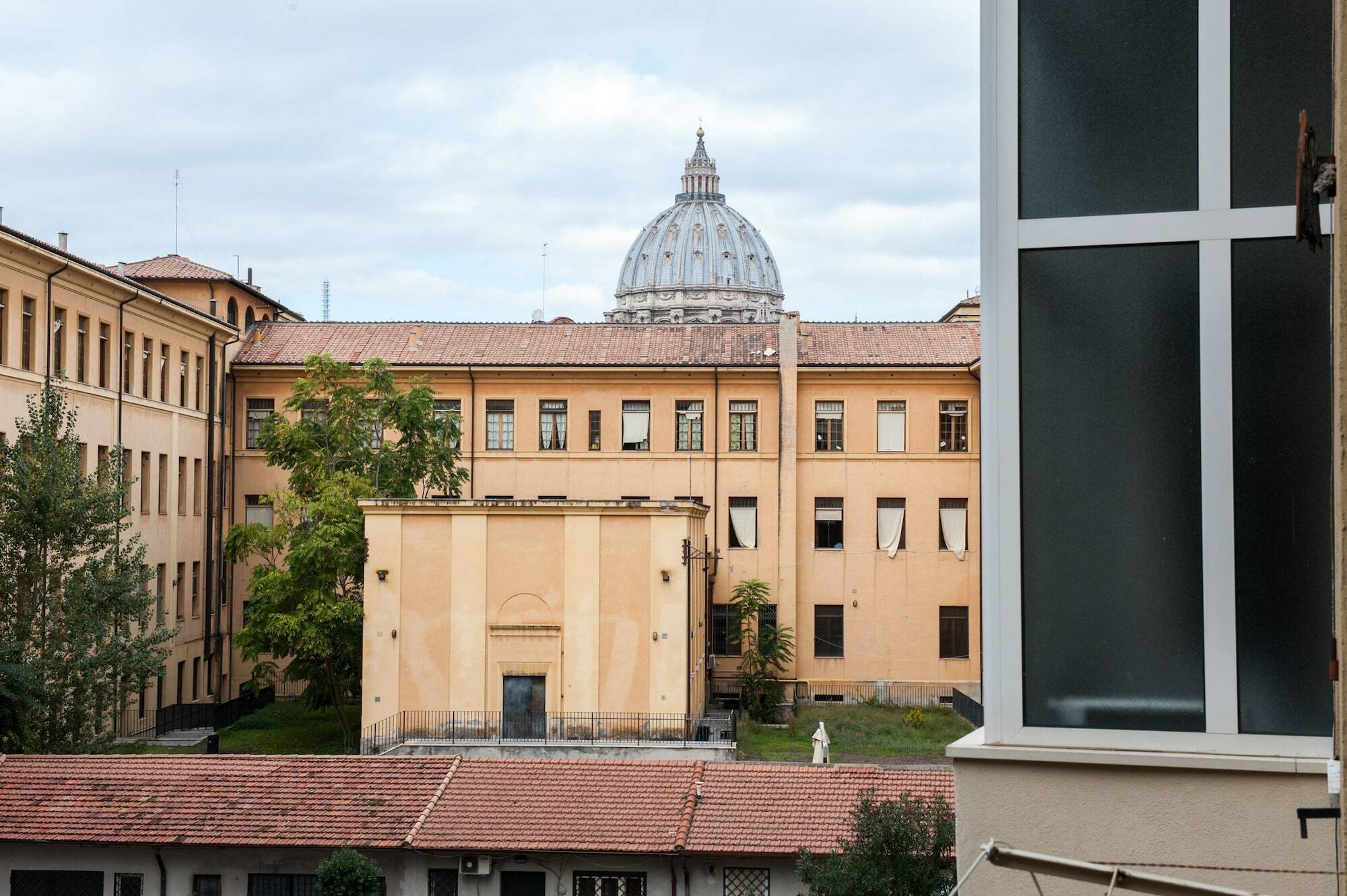 Gasthuis Domus Fabiola - Vaticano 2*